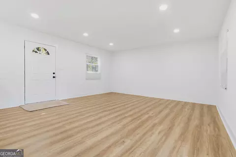 Living - 6089 Evans Dr, Rex, GA 30273 photo 1 of 4