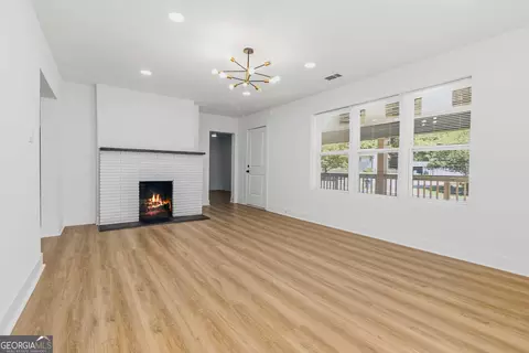 Living - 6089 Evans Dr, Rex, GA 30273 photo 3 of 4