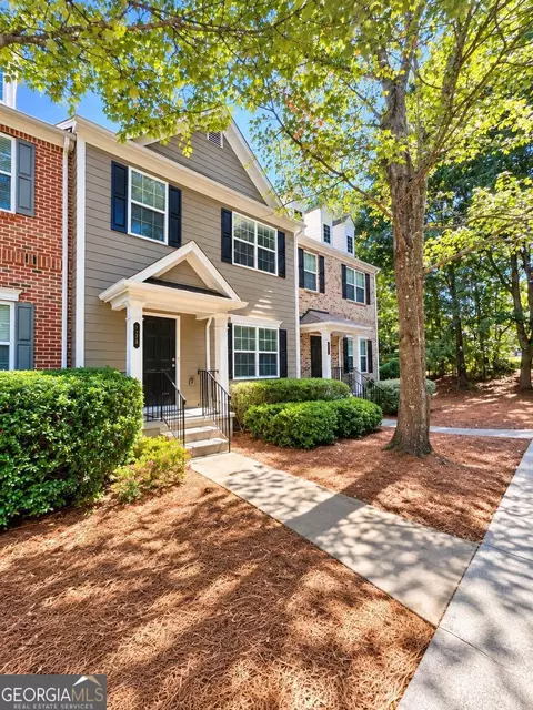 724 Breeze Ln, Woodstock, GA 30188
