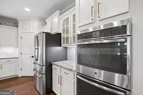 Kitchen - 118 Sutton Ln, Pooler, GA 31322 photo 5 of 7
