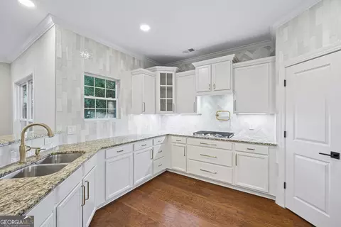 Kitchen - 118 Sutton Ln, Pooler, GA 31322 photo 2 of 7