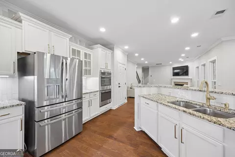 Kitchen - 118 Sutton Ln, Pooler, GA 31322 photo 4 of 7