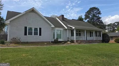 3033 Skyland Dr, Snellville, GA 30078