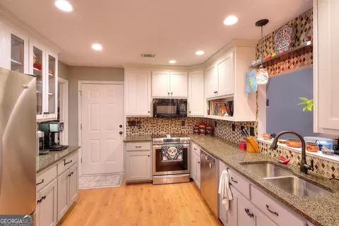 Kitchen - 1260 Kilpatrick Ln, Bethlehem, GA 30620 photo 1 of 5