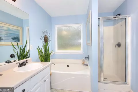 Bath - 1260 Kilpatrick Ln, Bethlehem, GA 30620 photo 1 of 7