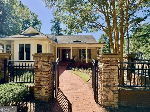 1011 Olde Chapel Ln, Greensboro, GA 30642