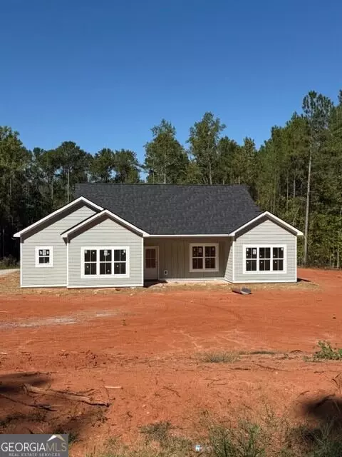 364 Edge Rd, Forsyth, GA 31029