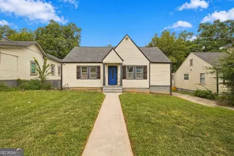1677 M L King Jr Dr SW, Atlanta, GA 30314