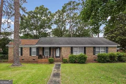 1817 Green Valley Ln, Albany, GA 31707