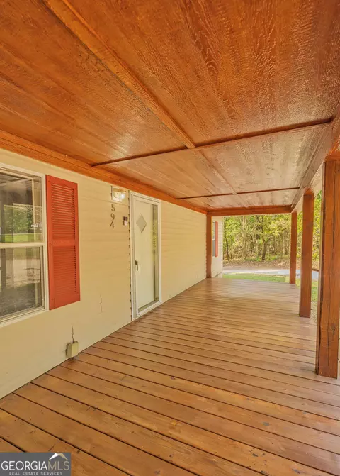 Exterior - 594 Neal Rd, Commerce, GA 30530 photo 3 of 8