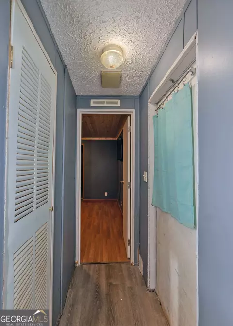 Entry Way - 594 Neal Rd, Commerce, GA 30530 photo 1 of 1