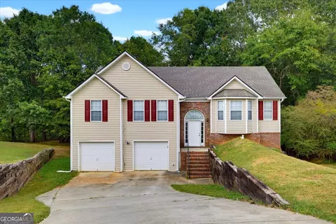 9491 Whaleys Lake Ln, Jonesboro, GA 30238