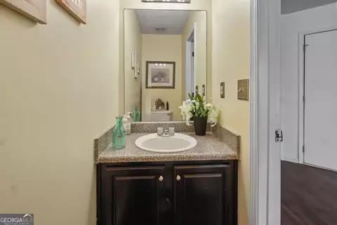 Entry Way - 795 Compton Ln, Mcdonough, GA 30253 photo 9 of 10
