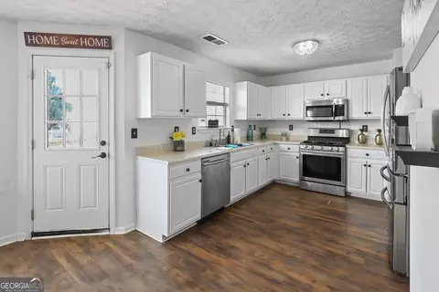Kitchen - 795 Compton Ln, Mcdonough, GA 30253 photo 2 of 6