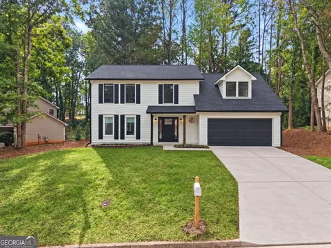 1738 Wedgewood Dr, Stone Mountain, GA 30088