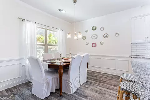 Dining - 2309 Remington Dr, Commerce, GA 30529 photo 1 of 1