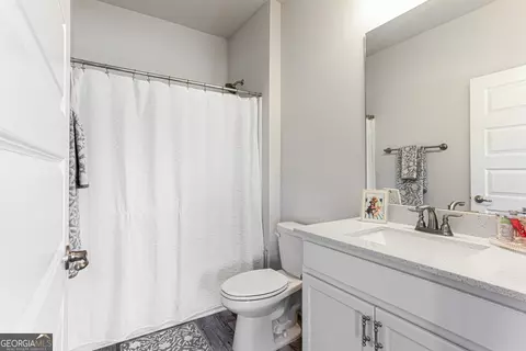 Bath - 2309 Remington Dr, Commerce, GA 30529 photo 1 of 1
