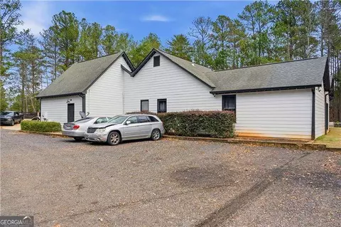 Exterior - 635 Colbert Rd, Dallas, GA 30132 photo 4 of 11