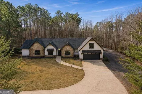 635 Colbert Rd, Dallas, GA 30132