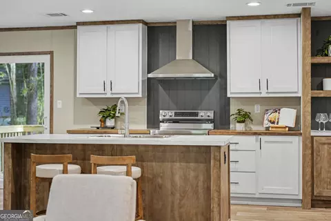 Kitchen - 45 2nd, Midway, GA 31320 photo 3 of 8
