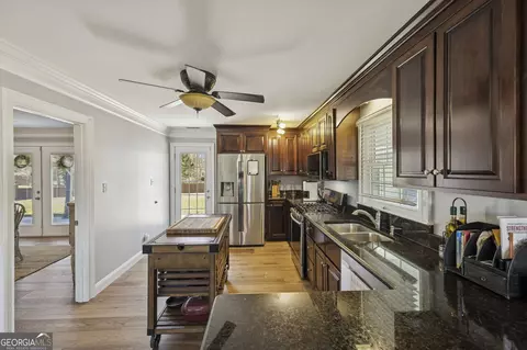 Kitchen - 110 Hazel Dr, Dalton, GA 30721 photo 3 of 3