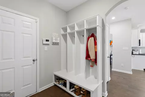 Entry Way - 1180 Victorian Blvd, Forsyth, GA 31029 photo 6 of 9