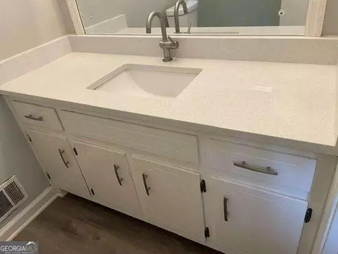 Bath - 2275 Post Oak Dr, Duluth, GA 30097 photo 3 of 4