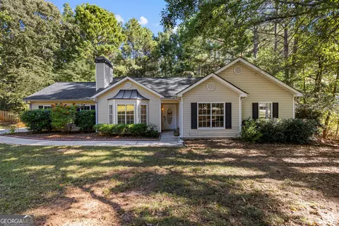 105 Paces Landing Pl, Newnan, GA 30263
