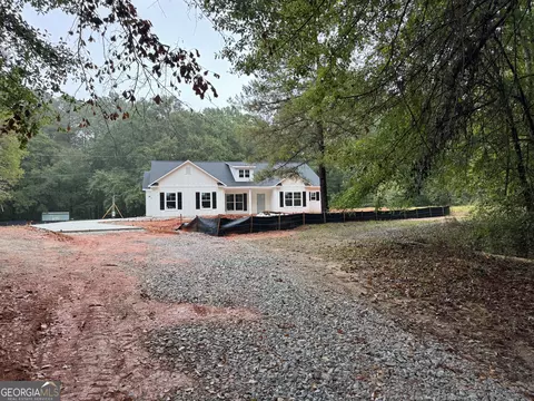 5 Marsha Way, Sharpsburg, GA 30277