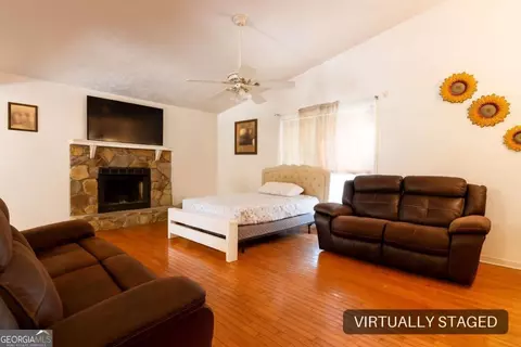 Living - 2581 Bluffton Rd, Buford, GA 30519 photo 1 of 1