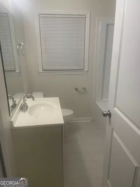 Bath - 4713 Ruby Ln, Forest Park, GA 30297 photo 1 of 2