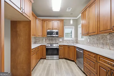 Kitchen - 101 Boston Ct, Lagrange, GA 30241 photo 1 of 3