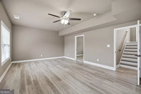 Living - 101 Boston Ct, Lagrange, GA 30241 photo 5 of 5