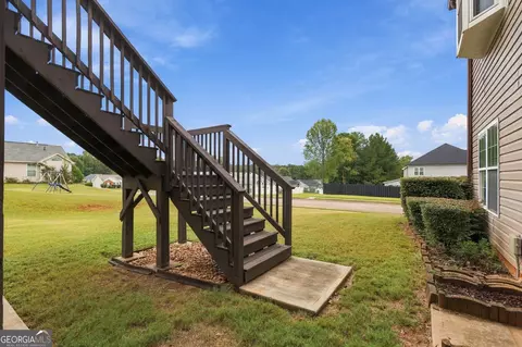 Exterior - 101 Boston Ct, Lagrange, GA 30241 photo 9 of 12