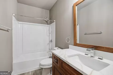 Bath - 101 Boston Ct, Lagrange, GA 30241 photo 1 of 4