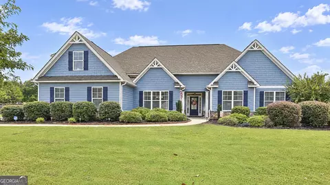 100 Reserve Pl, Senoia, GA 30276