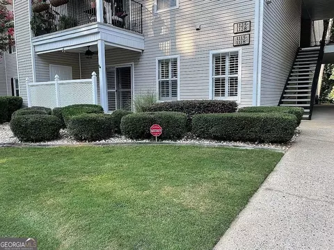1115 Ridgefield Dr, Peachtree City, GA 30269