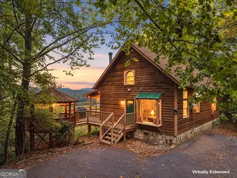 517 Ridge Rd, Blue Ridge, GA 30513