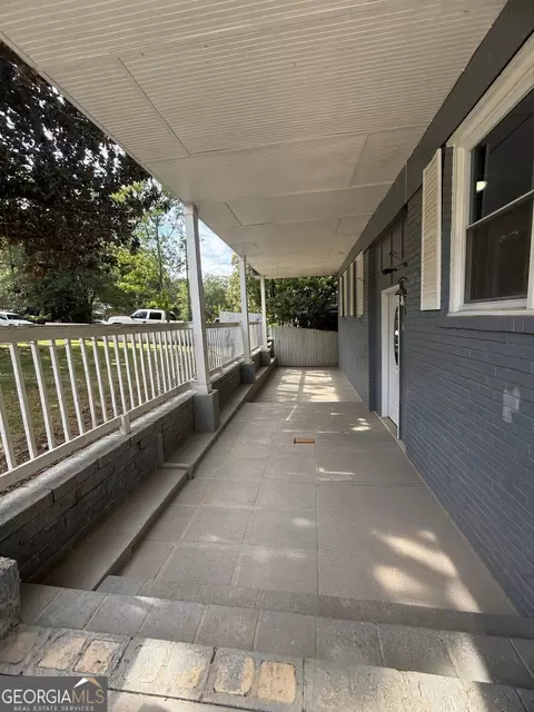 Exterior - 1004 Cone Rd, Forest Park, GA 30297 photo 2 of 3