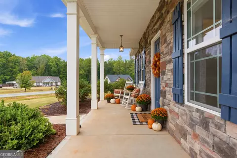 Exterior - 119 Mylee Cv, Barnesville, GA 30204 photo 4 of 7