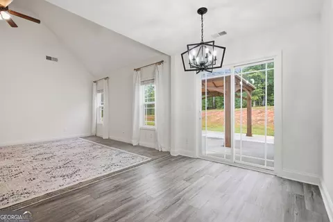 Dining - 119 Mylee Cv, Barnesville, GA 30204 photo 2 of 2