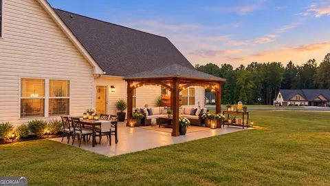 Exterior - 119 Mylee Cv, Barnesville, GA 30204 photo 6 of 7