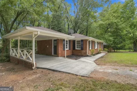 3944 Creel Dr, Lithia Springs, GA 30122