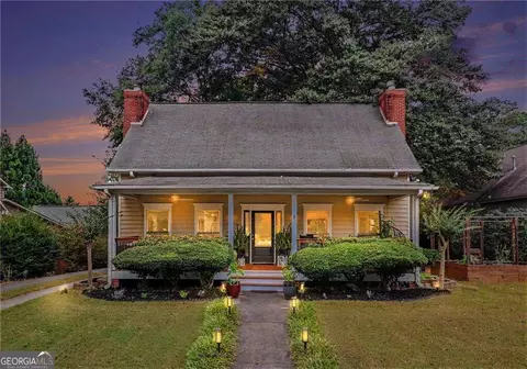 5 Beauregard Ct, Fayetteville, GA 30215