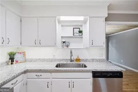 Kitchen - Undisclosed, Clarkesville, GA 30523 photo 2 of 3