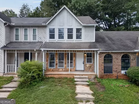791 Heritage Oaks Dr, Stone Mountain, GA 30088