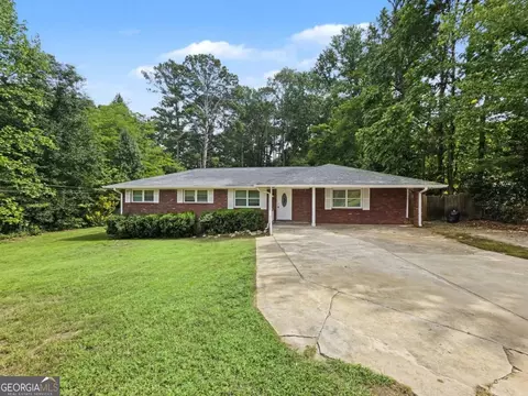 530 Allgood Rd, Stone Mountain, GA 30083