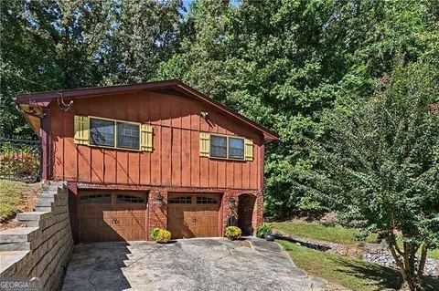 4565 Spring Valley Pkwy, College Park, GA 30349