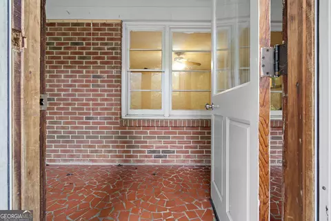 Exterior - 195 Rosewood Ave, Tyrone, GA 30290 photo 3 of 4