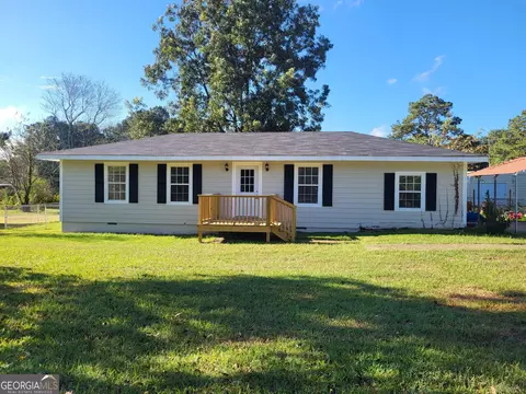 6721 18th St SW, Lanett, AL 36863